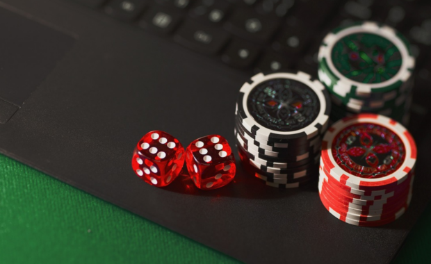 Online-Gaming-and-Gambling